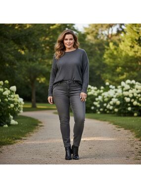 Jessica Simpson Graceful Gray Kiss Me Skinny Jeans Size 18W